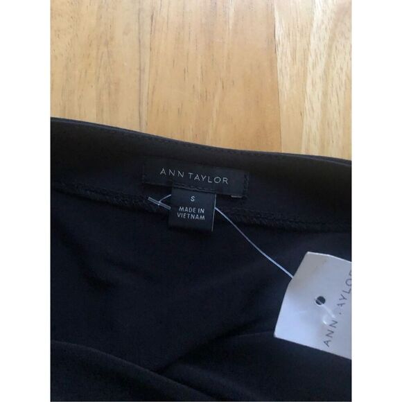 New Ann Taylor Top Womens  Black Puffed Long Sleeves Round  size S - Picture 10 of 12